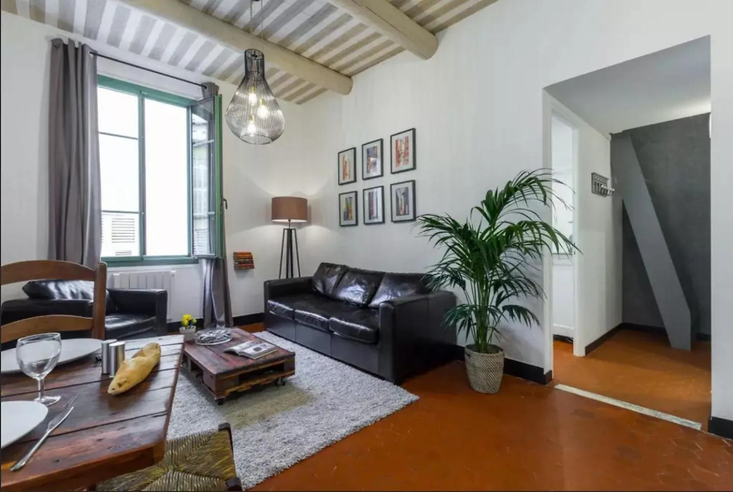 Apartment Authentique 2 Piece Dans Le Vieux-Nice