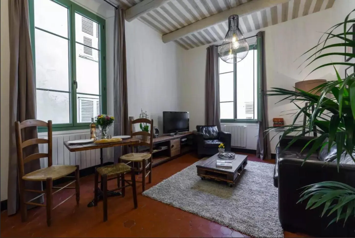 Authentique 2 Piece Dans Le Vieux-Nice Apartment Nice